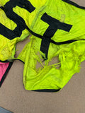 Race used Ed "Big Daddy" Roth Yellow Fang dragster DEIST parachutes.